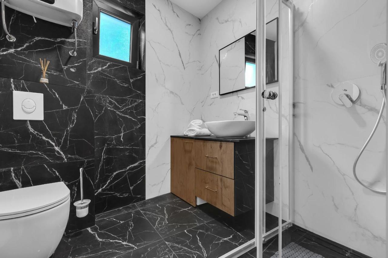 Apartments Lucky 브렐라 외부 사진